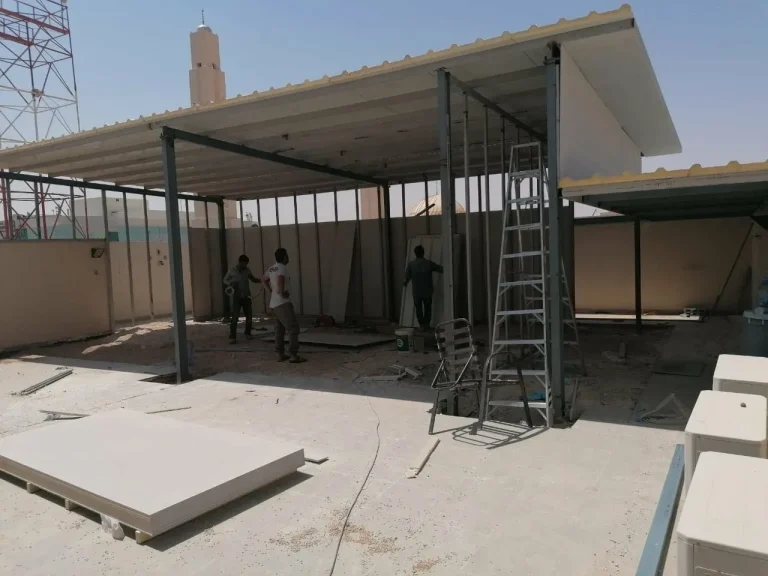 تركيب ساندوتش بانل للغرف والملاحق في العيون 0560652757