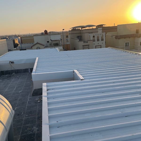 تركيب ساندوتش بانل للغرف والملاحق في سيهات 0560652757