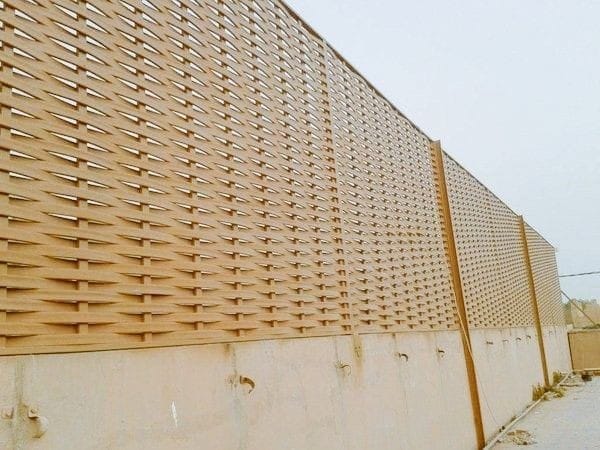 سواتر حديد شرائح الشرقية: تركيب ساتر حديد مشغول ومجدول وشرائح سواتر حوش حديد 2025